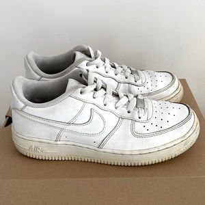 Nike Air Force 1 ‘07     Women size 7